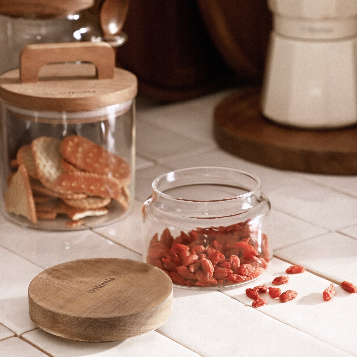 Carlos Small Glass Container with Acacia Lid 0.25L