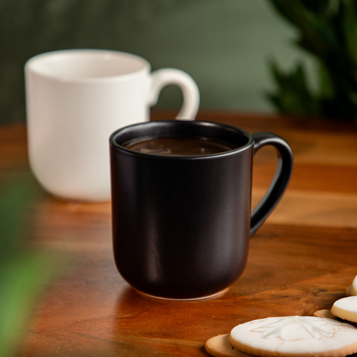 FAMELIO Black Ceramic Mug 0.4L