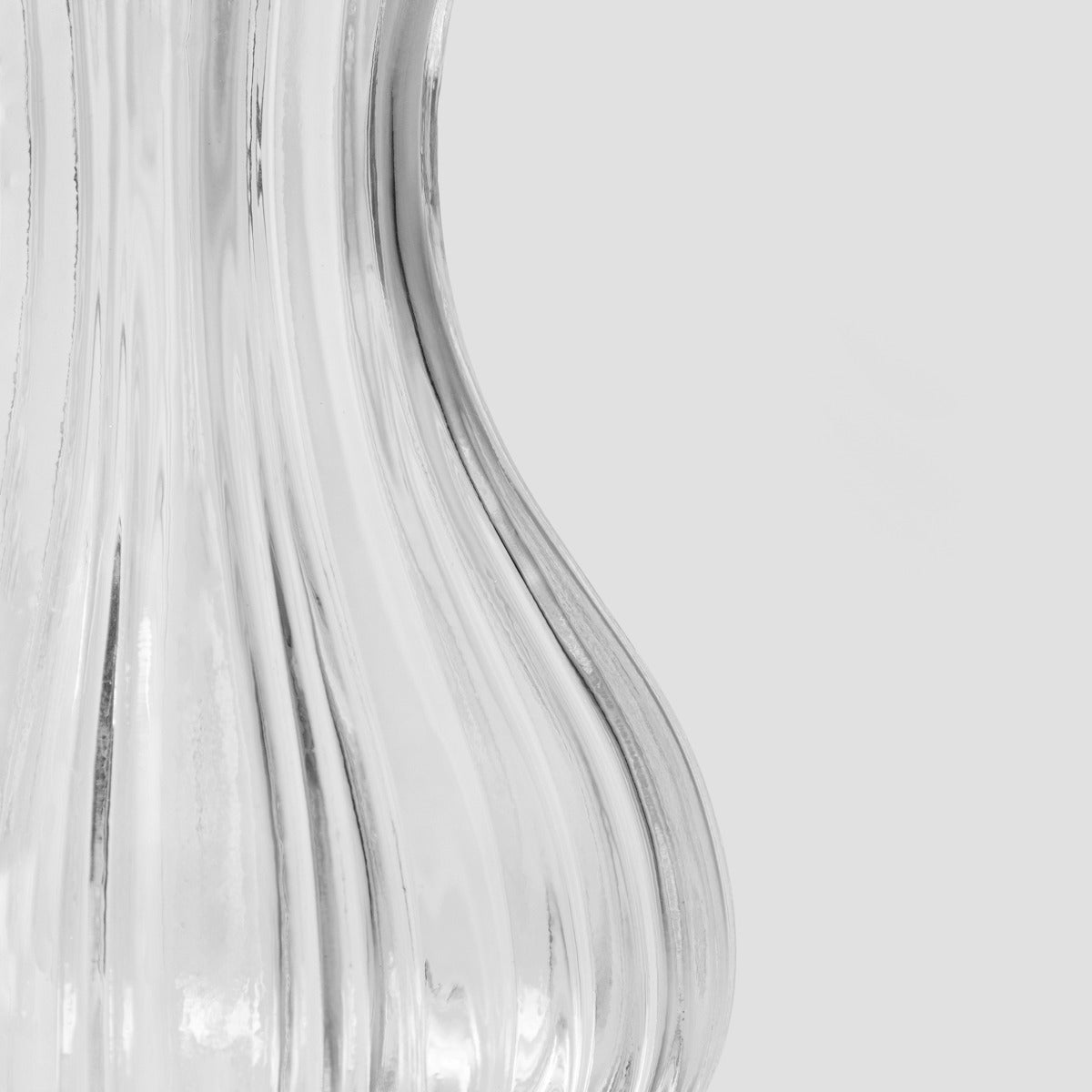 JUNNE Transparent Glass Vase 12x20.3 cm