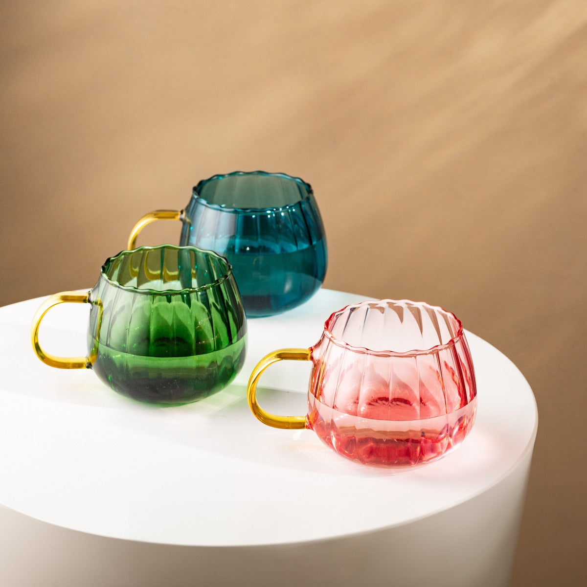 BEVANDA Pink Glass Mug 0.4L with Gold Handle