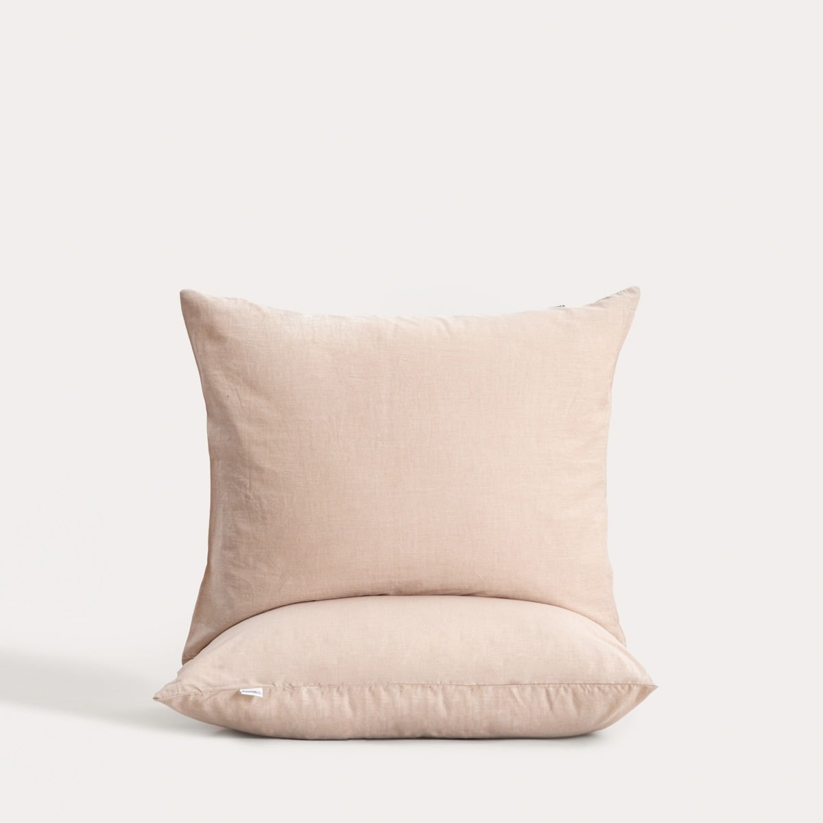 Set of Two GOSSY Cotton Pillowcases in Dyed Beige Threads