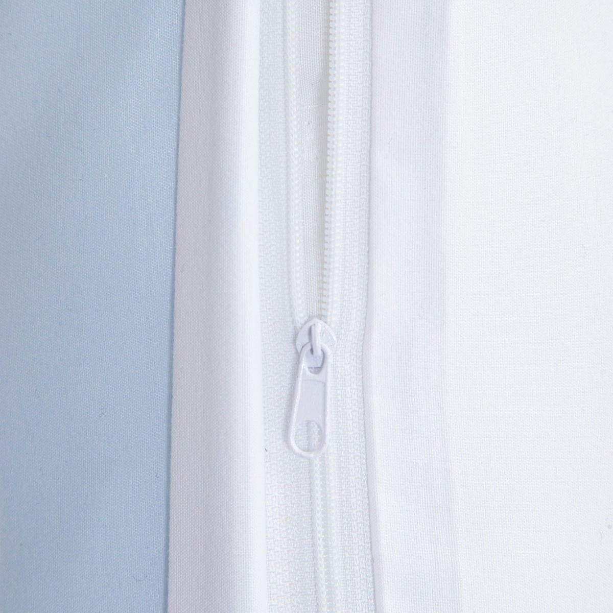 RAYAS Microfibre Bedding Set in White and Blue Stripes King Size