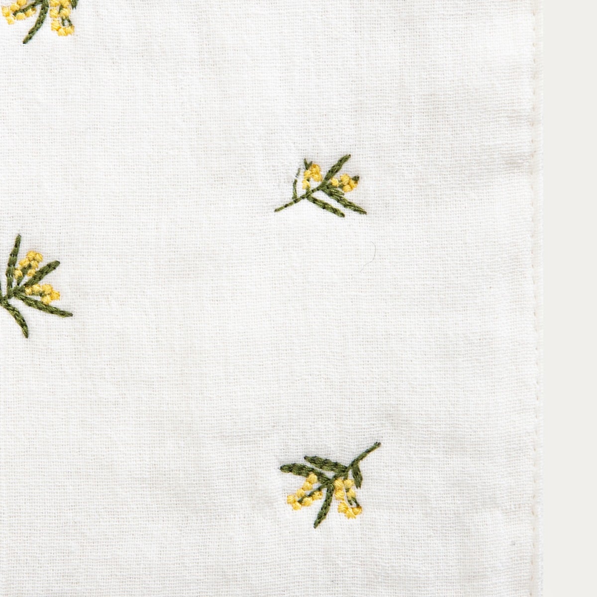 YORK Towel with Decorative Embroidery 50x90 cm