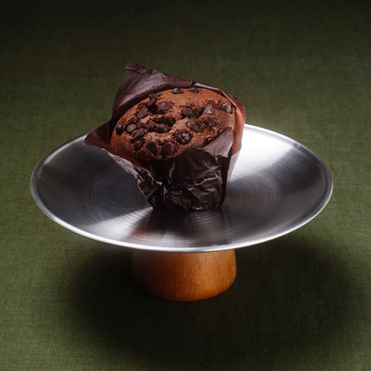 EDMORE Stainless Steel Platter with Wooden Leg 23x23x9 cm