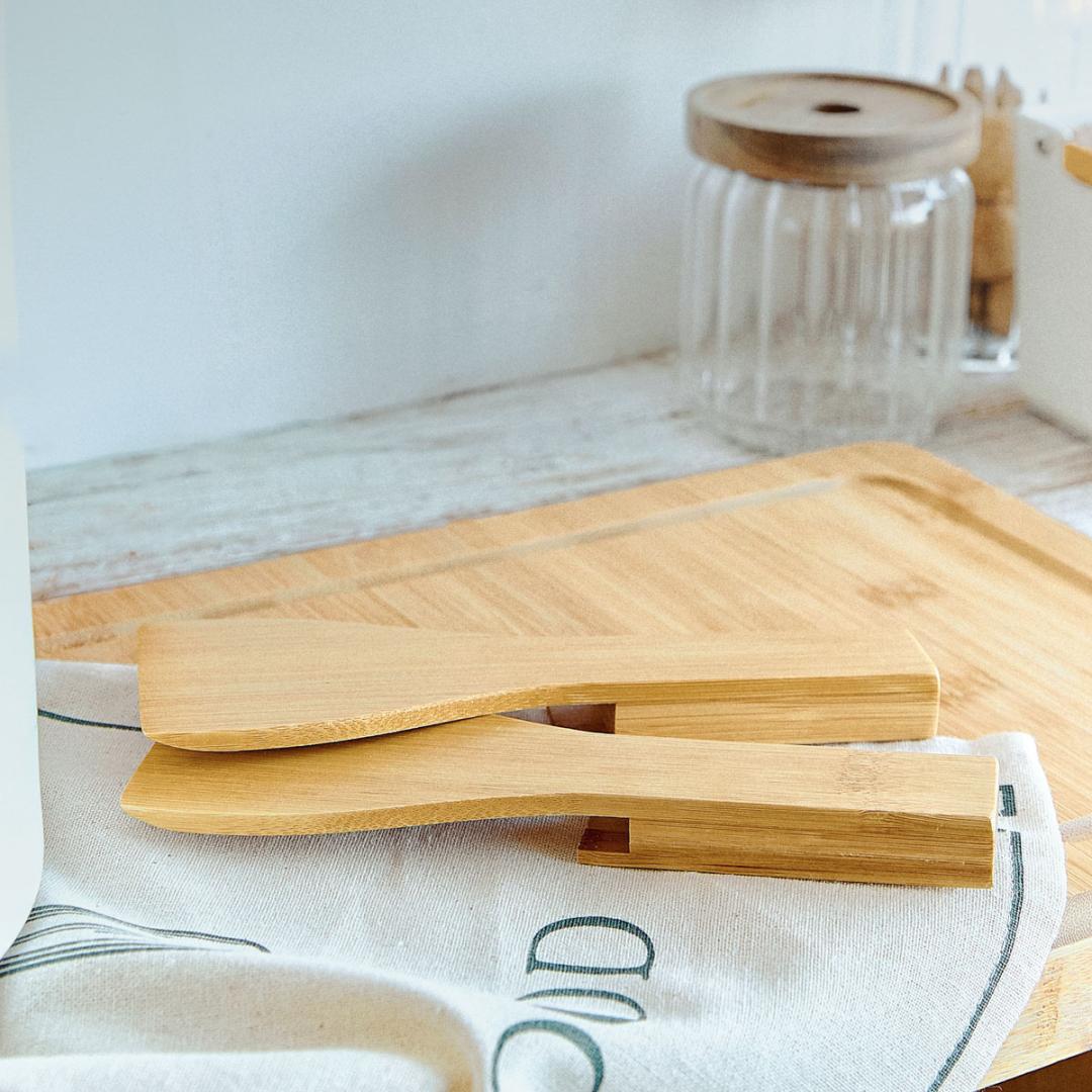 B2 FINCAN Salad Bowl with Bamboo Spoons - 19x11x18 cm