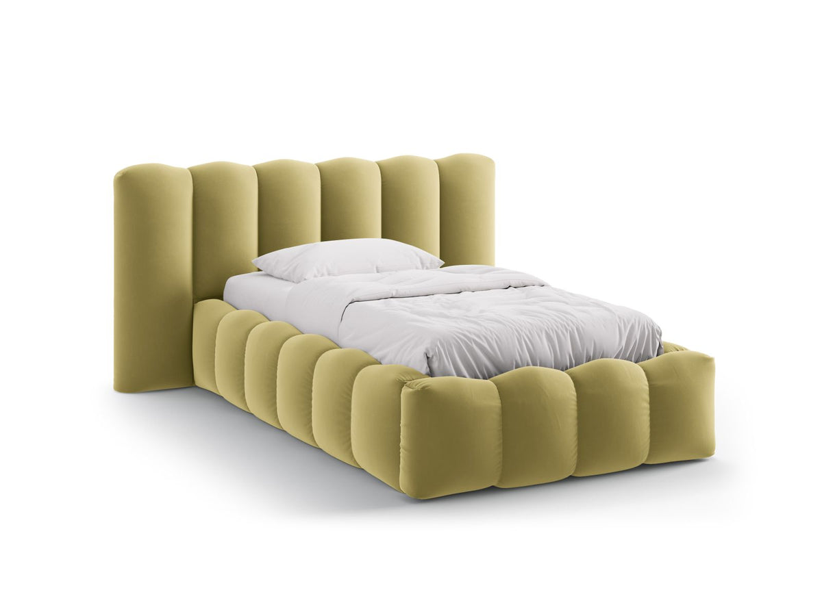 Lupine — Bed Mud (Paris Mud) Black Plastic