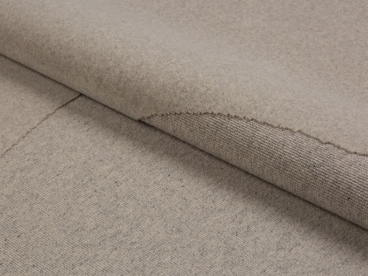 Abstract — Rug (300x200x1.25 cm)
