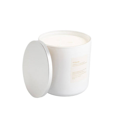 AURA Jasmine & Bergamot Scented Candle 870g