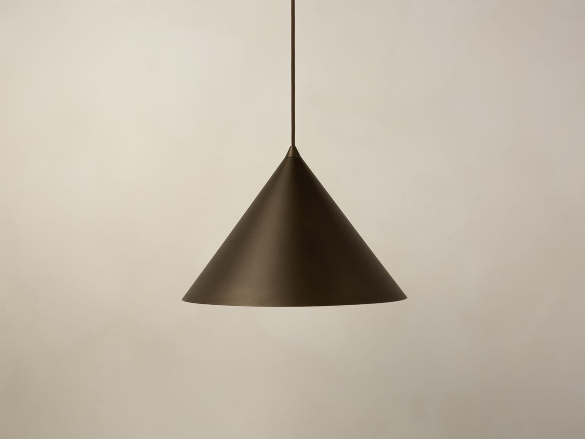 Timbo — Lighting (32x32x170 cm)