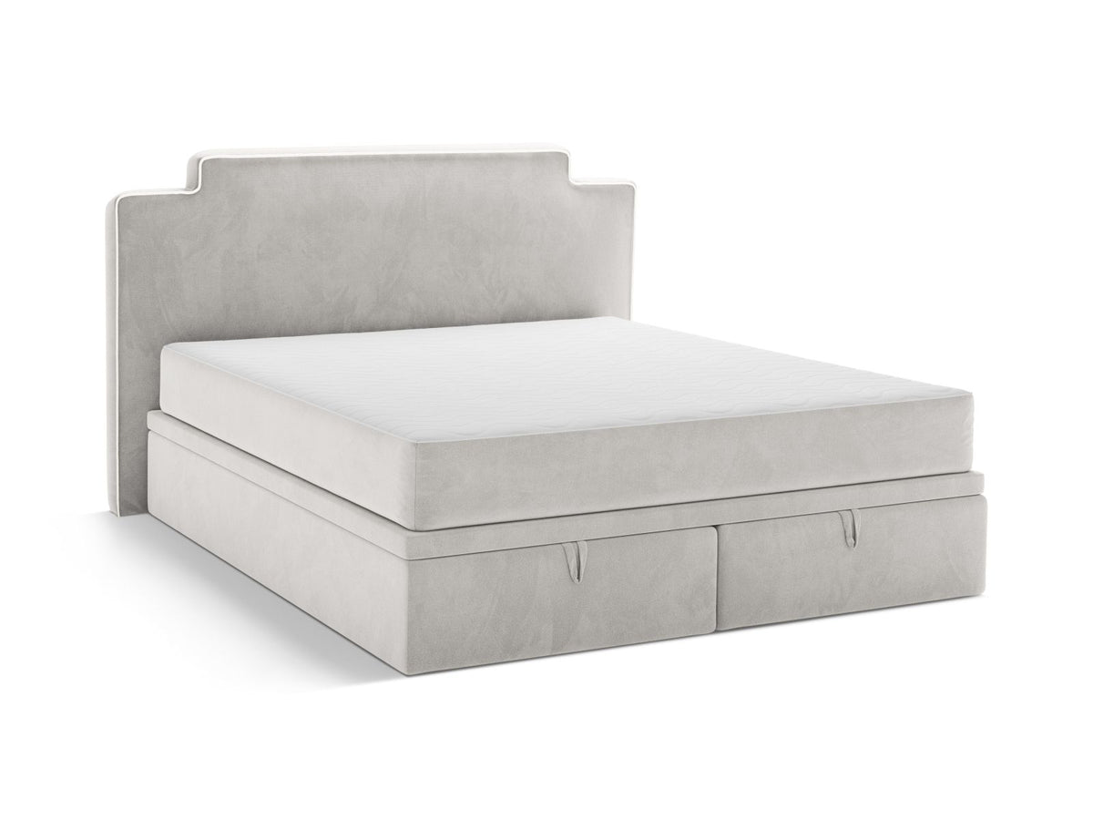 Princess — Bed (180x211x122 cm)