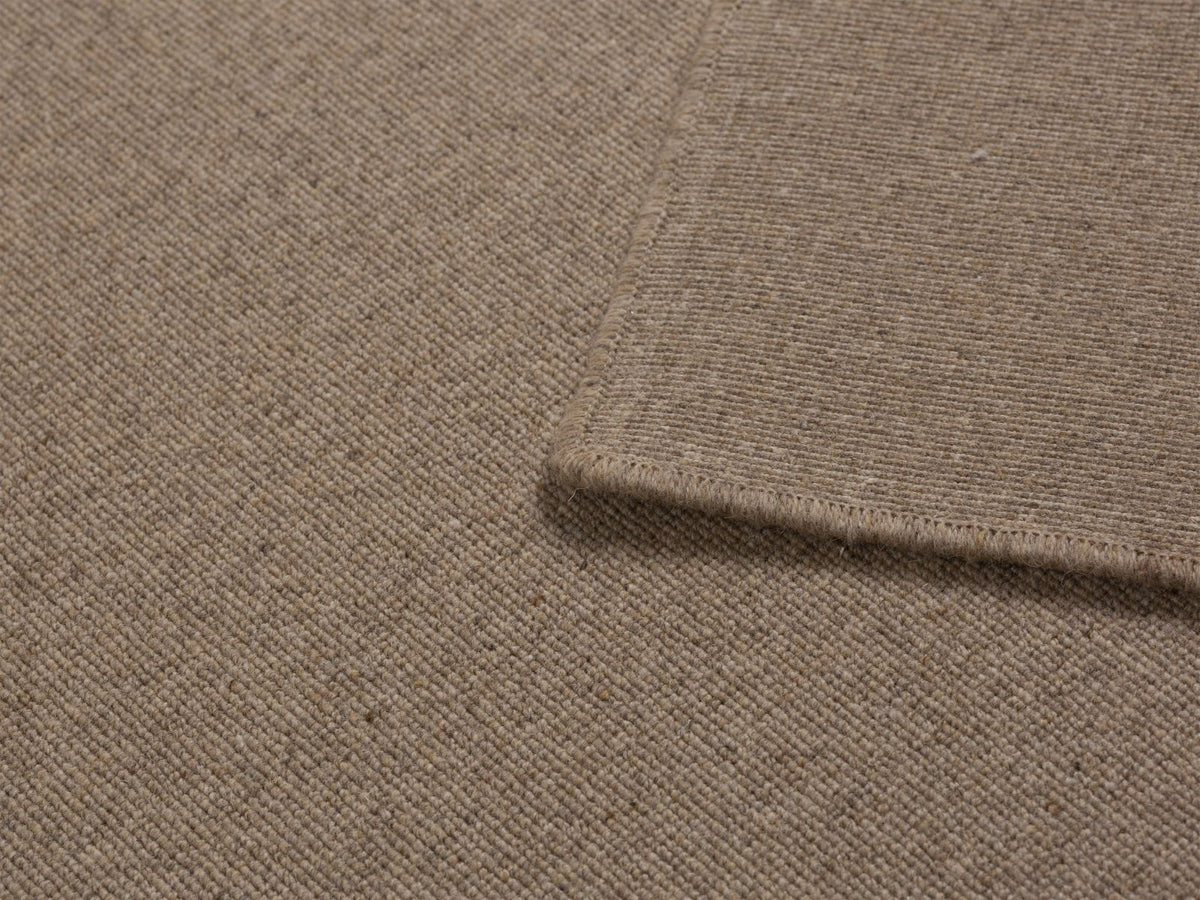 Terra — Rug (300x200x0.95 cm)