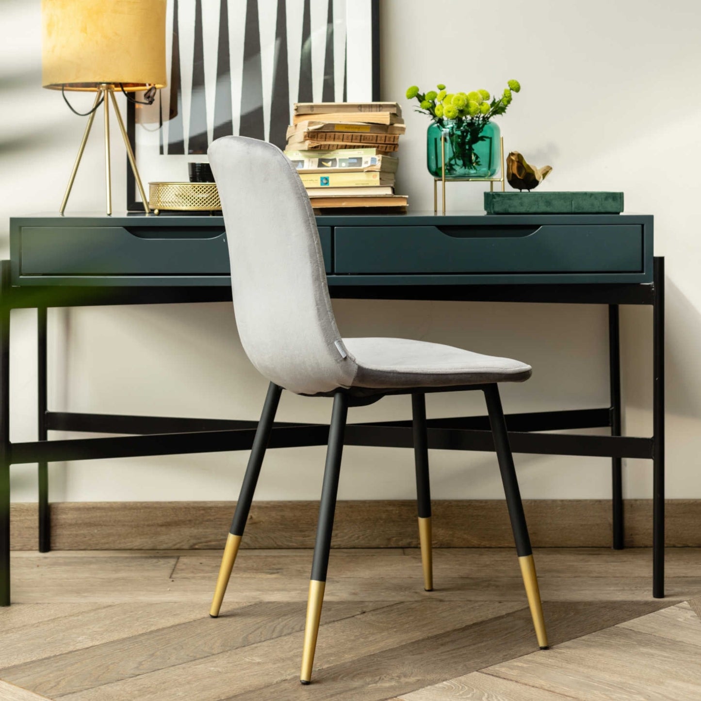 NOIR Velour Grey Chair | Comfortable Seating | 44x52x85cm