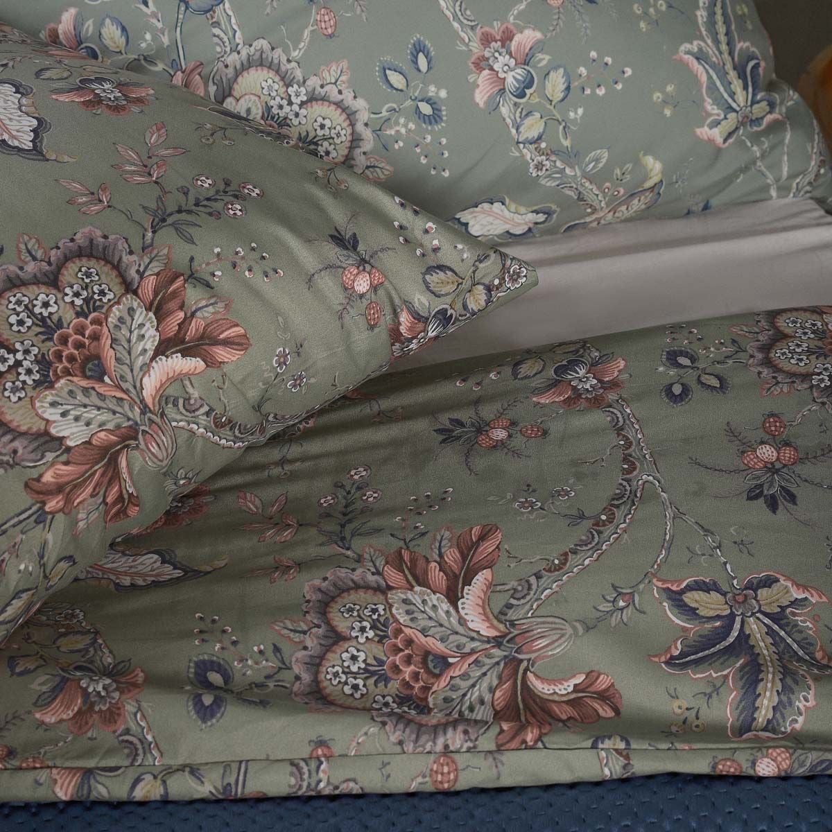CLARAS Microfibre Grey Floral Bedding Set 200x220 cm
