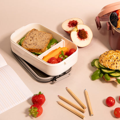 LOENE White Lunchbox 0.75L with Compartments and Utensils