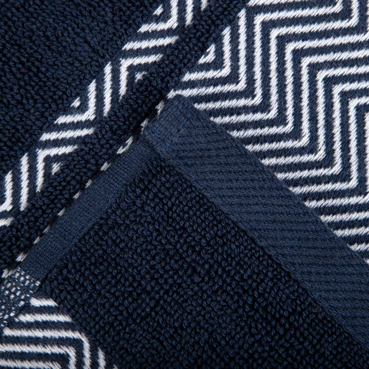 MAIARA Cotton Navy Blue Towel with Decorative Stitching 50x90 cm