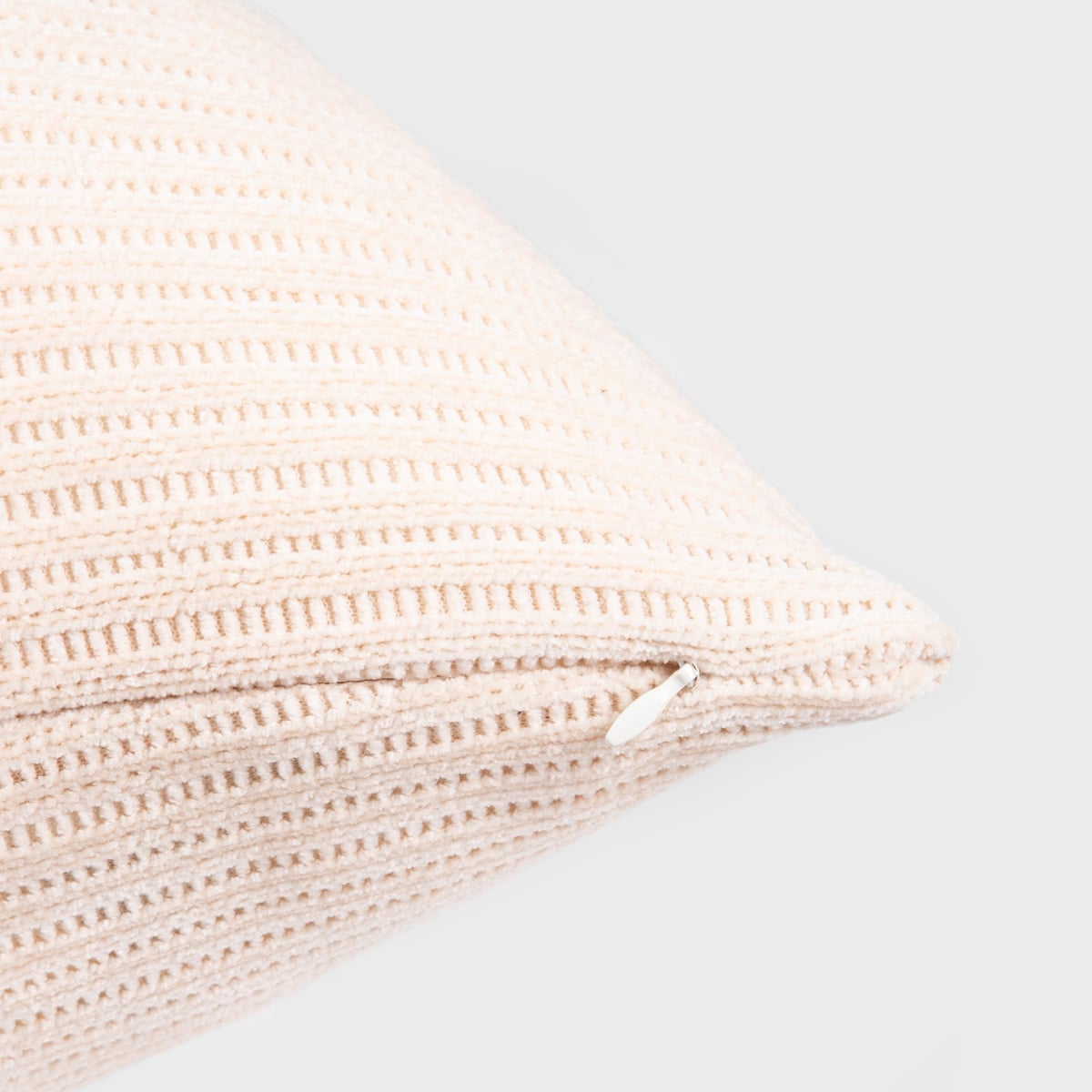 Ecru Chenille Pillowcase 45x45 cm
