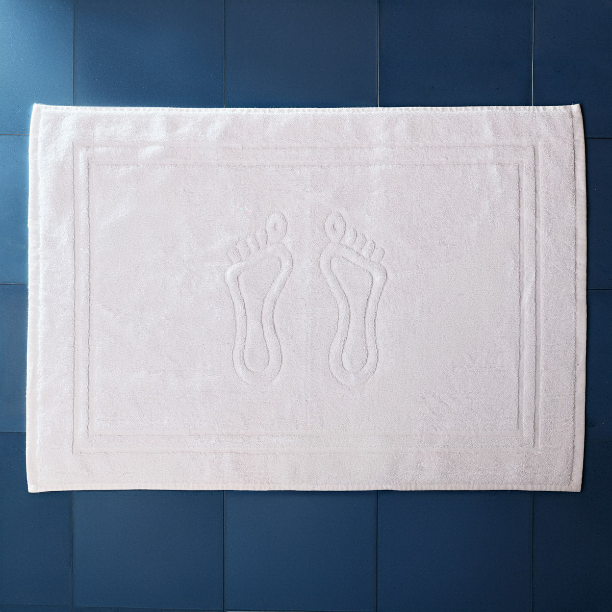 CORNEL Cotton White Hotel Footer Rug 50x70 cm