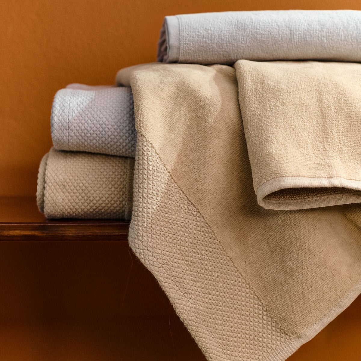 BOWIE Velour Beige Towel 50x90 cm