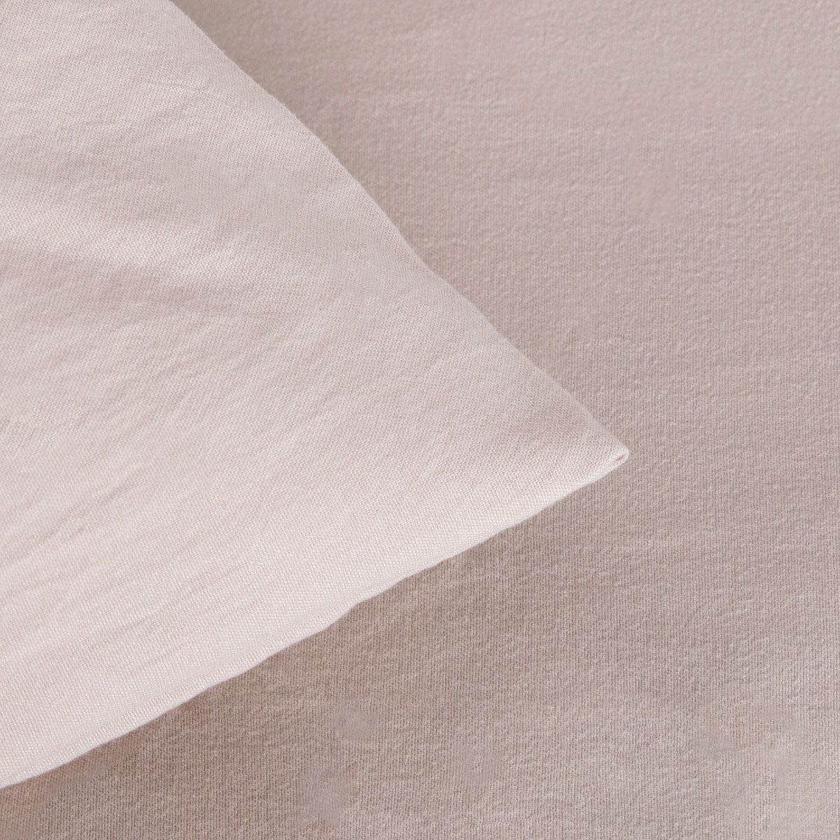 MAISY Microfibre Beige Bedding Set 220x200 cm with Pillowcases