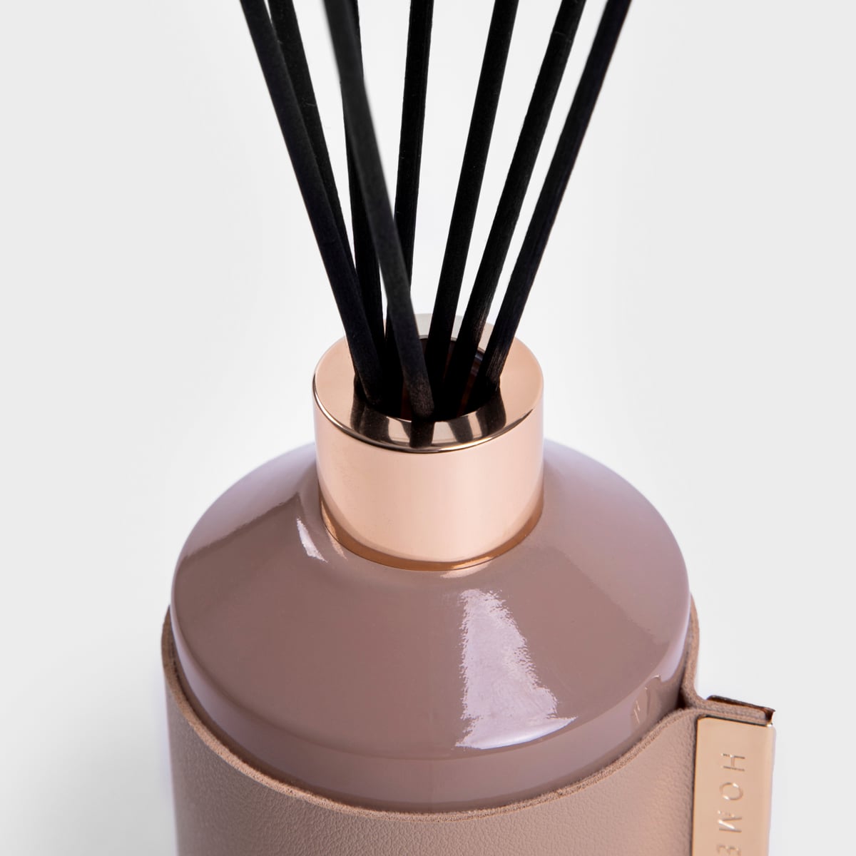 Sleek Leather Healing Woods Fragrance Diffuser 200ml