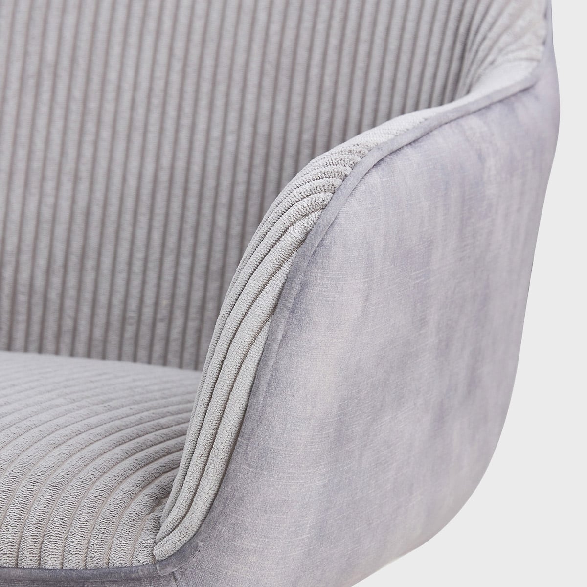 PESA Chair in Combined Grey Fabric with Wooden Legs 60x56x82 cm