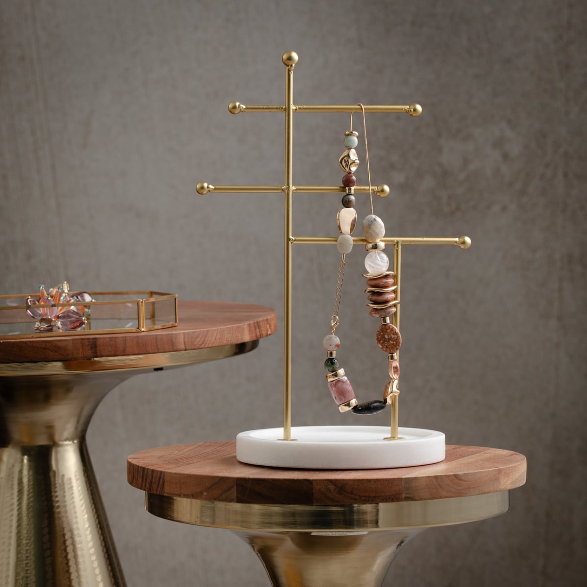 DITA Gold Jewellery Display Stand 21x16x31 cm