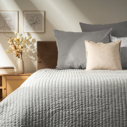 Quilted Grey Striped Bedspread BRISTLES 200x220 cm
