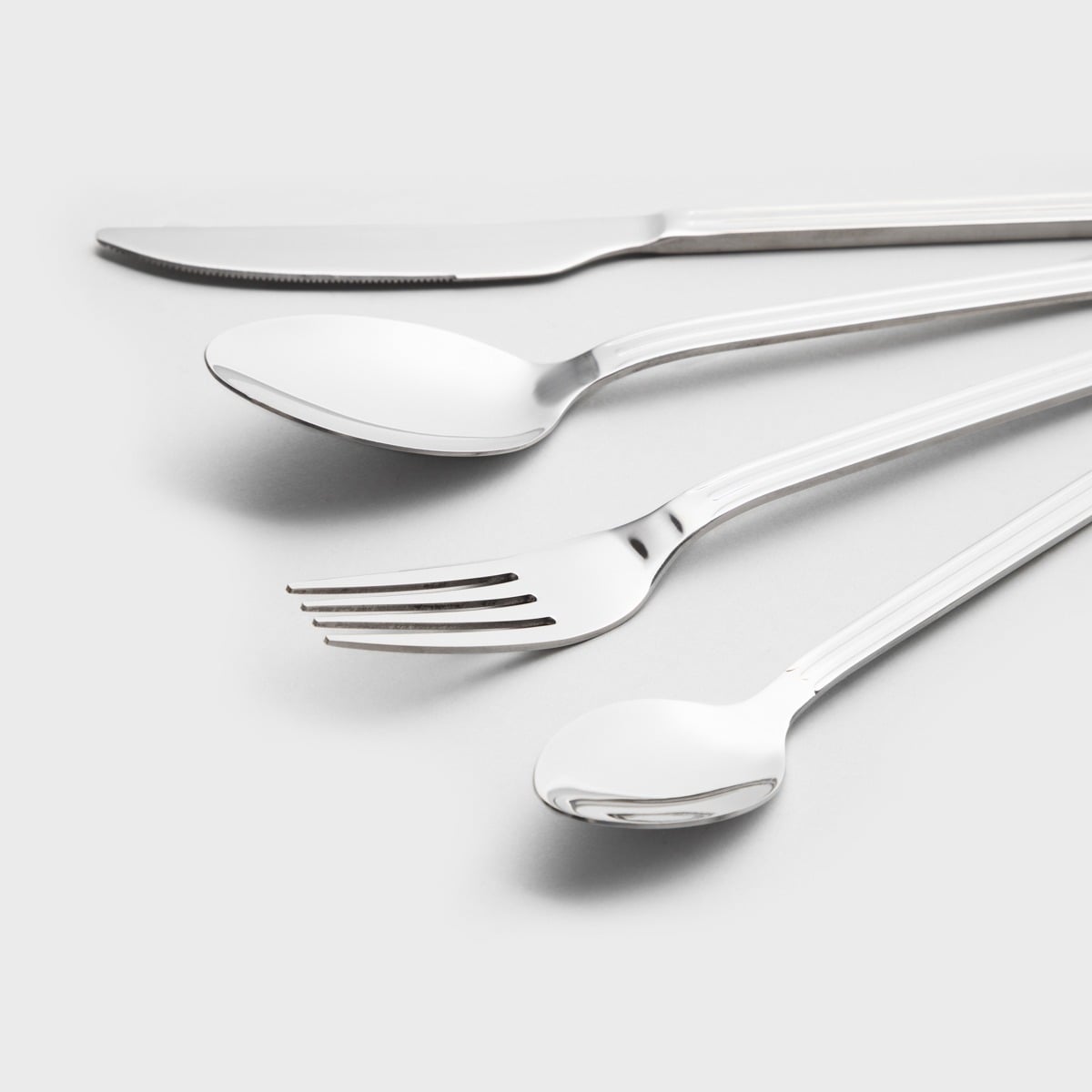 ROOTS Silver Striped 16-Piece Cutlery Set