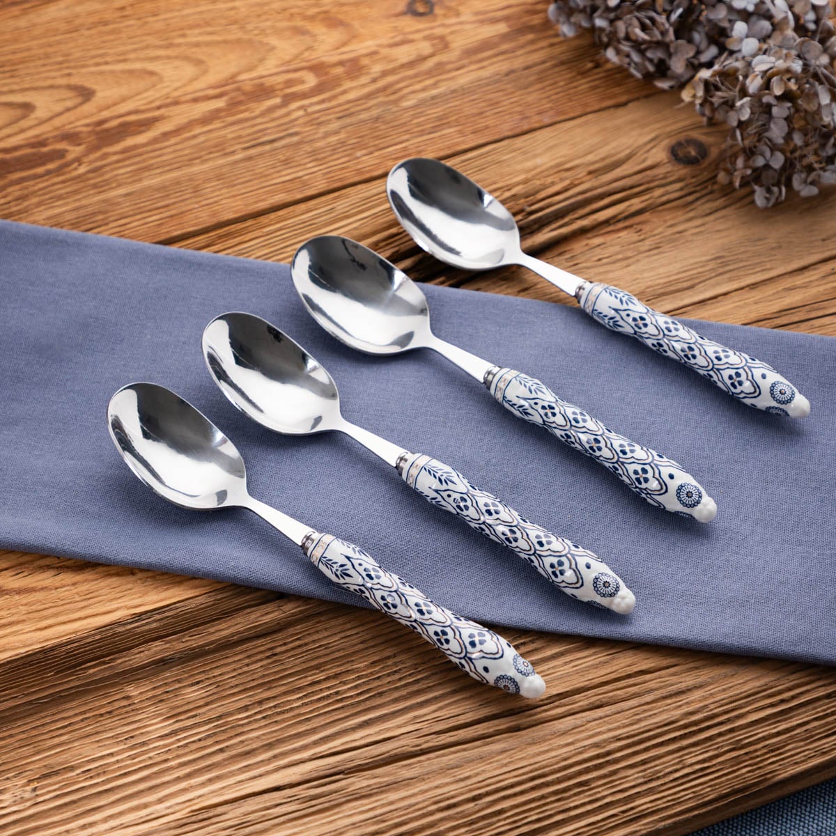 Set of tea spoons Set of 4 Modern Hamptons Tea Spoons Silver with Blue Pattern