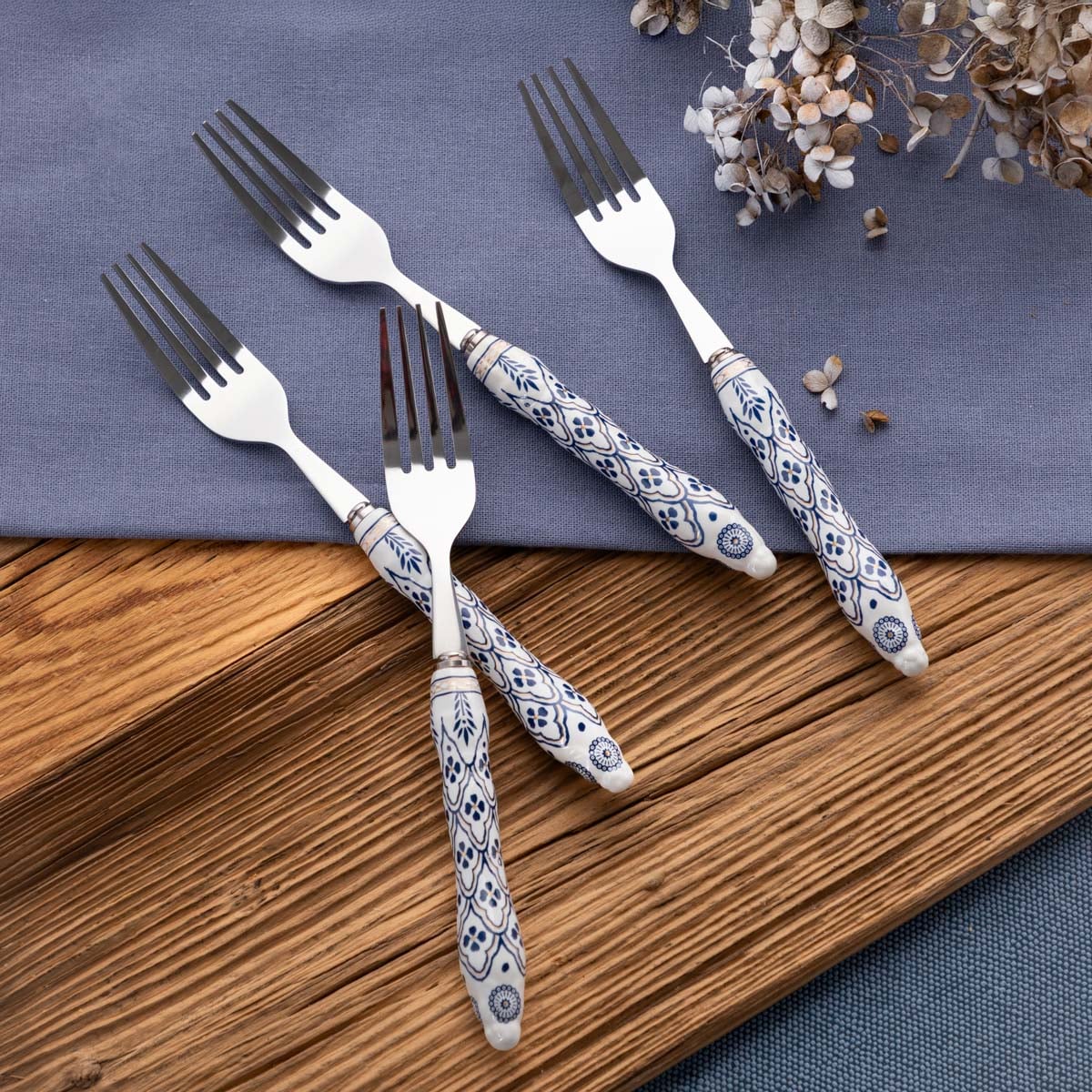Set of forks Modern Hamptons Set of 4 Silver Forks with Blue Patterns