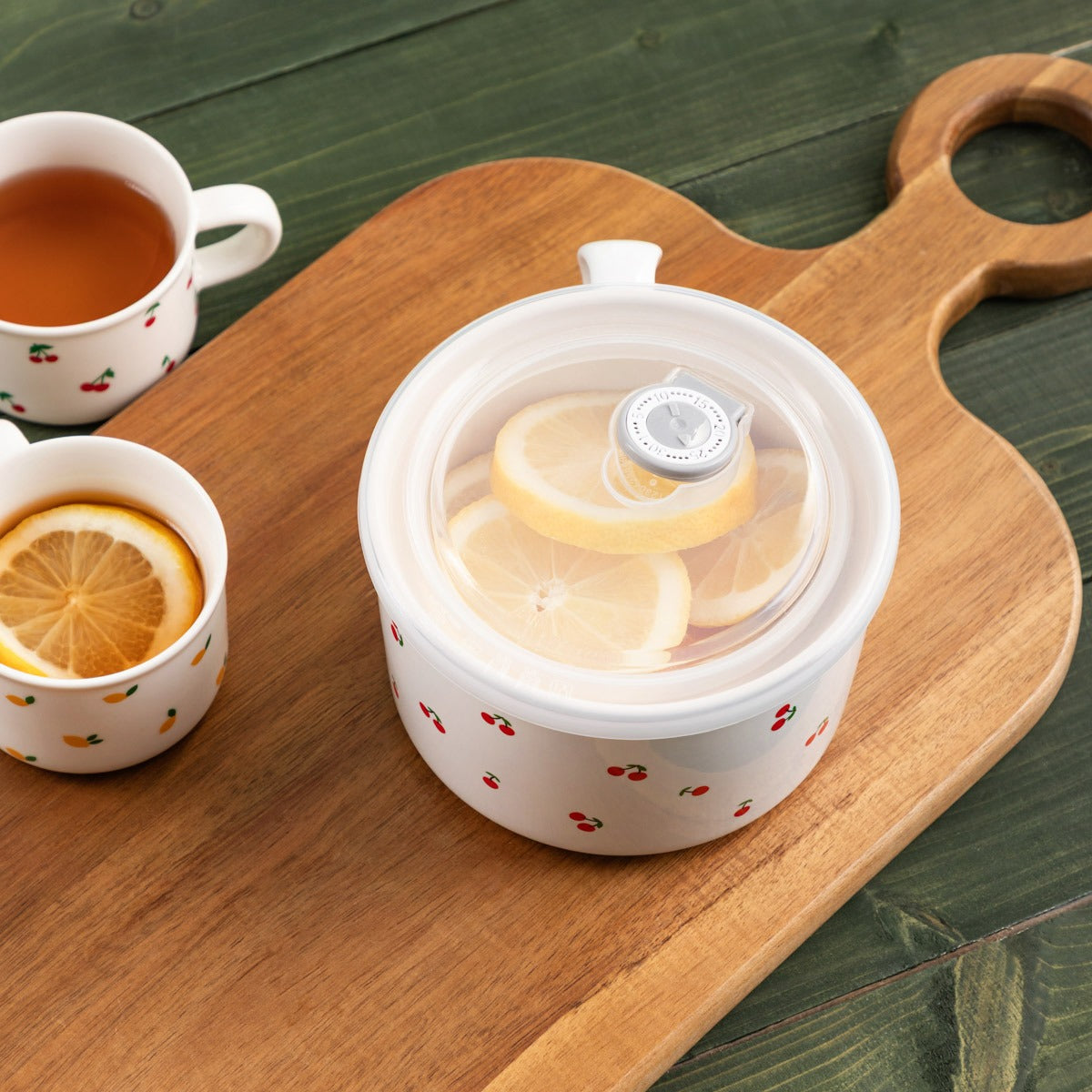 Serving Utensil BALIS Cherry with Lid 0.75L Porcelain