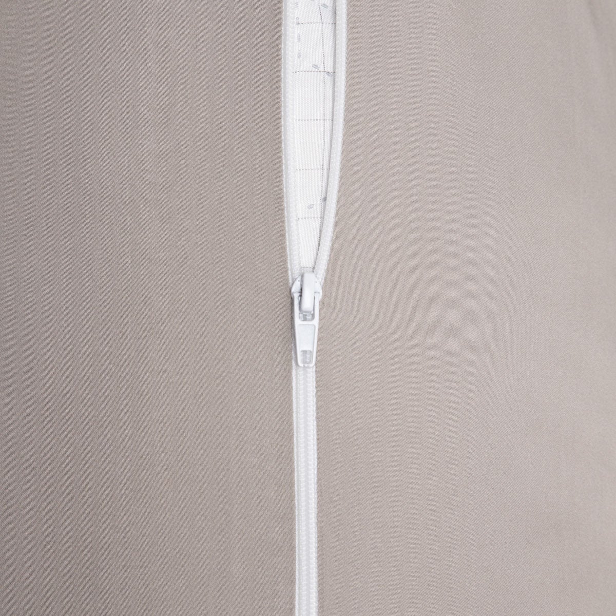 Set of Two Bamboo Grey Pillowcases BAMSA 70x80 cm