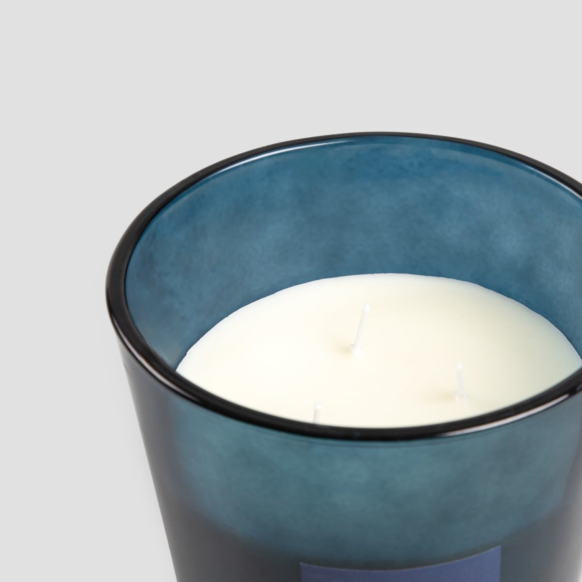 EMBER Intense Noir Scented Candle 700g