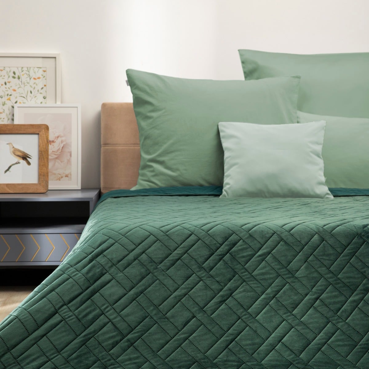 TUALA Velvet Quilted Bedspread Green 200x220 cm