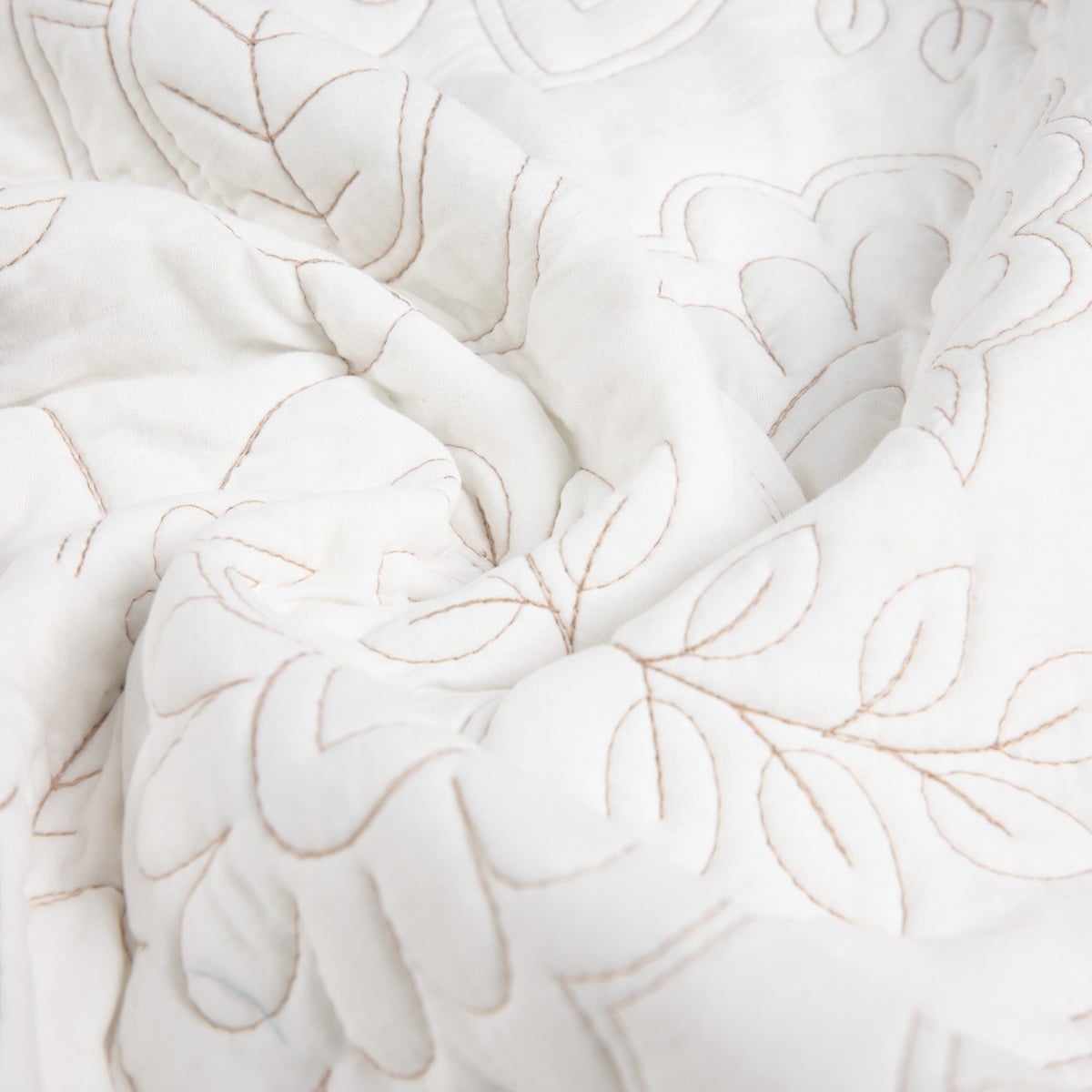 Cludo Microfibre Embroidered Bedspread 200x220 cm