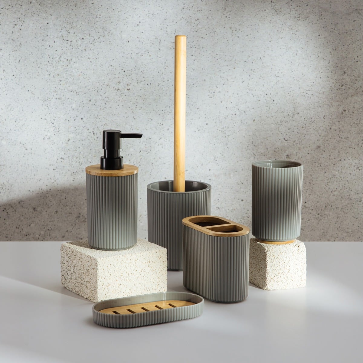 Loreto 5-Piece Bathroom Set Grey with Bamboo Accents