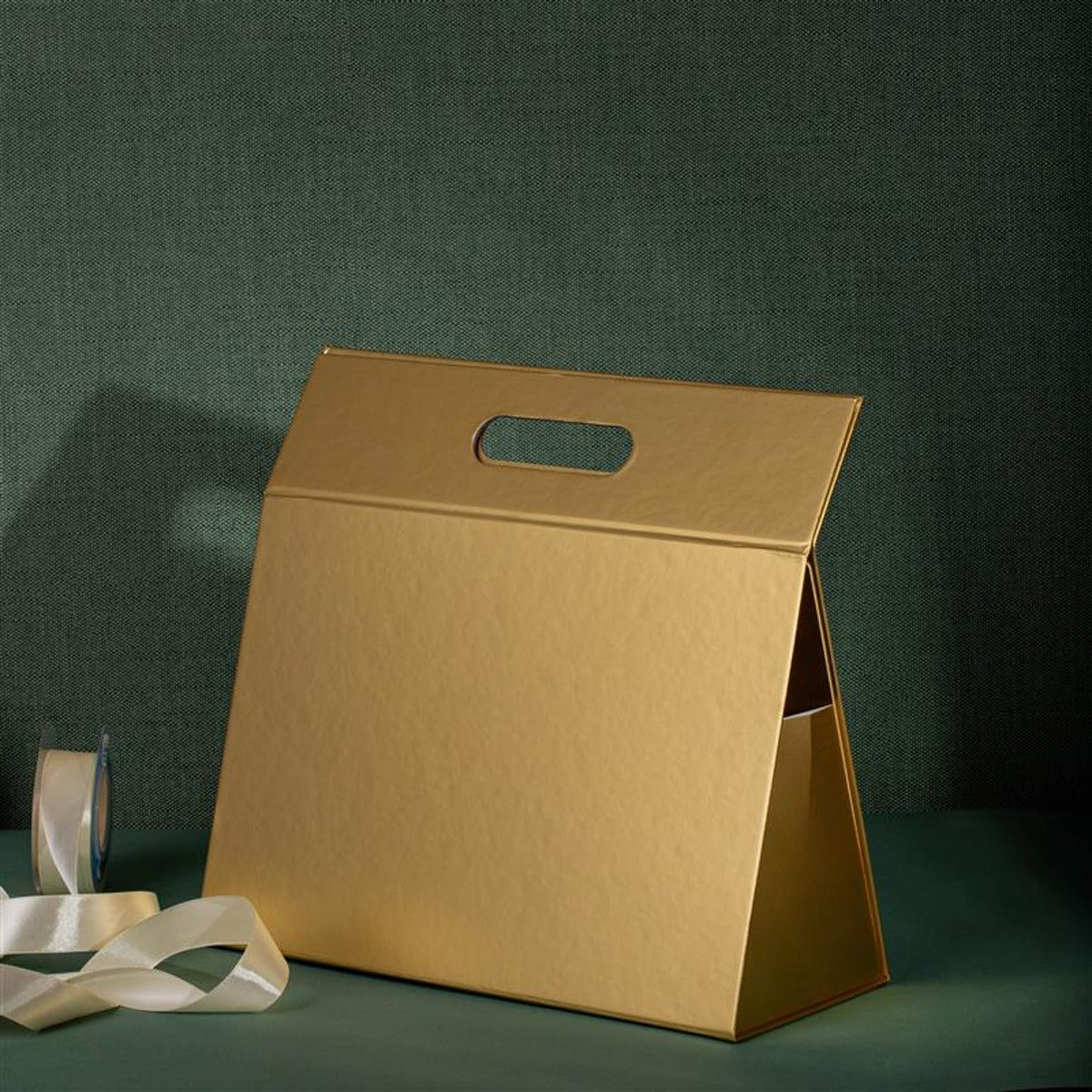 VIVO Cone Box - Elegant Gold Gift Box 31x28x12.5cm