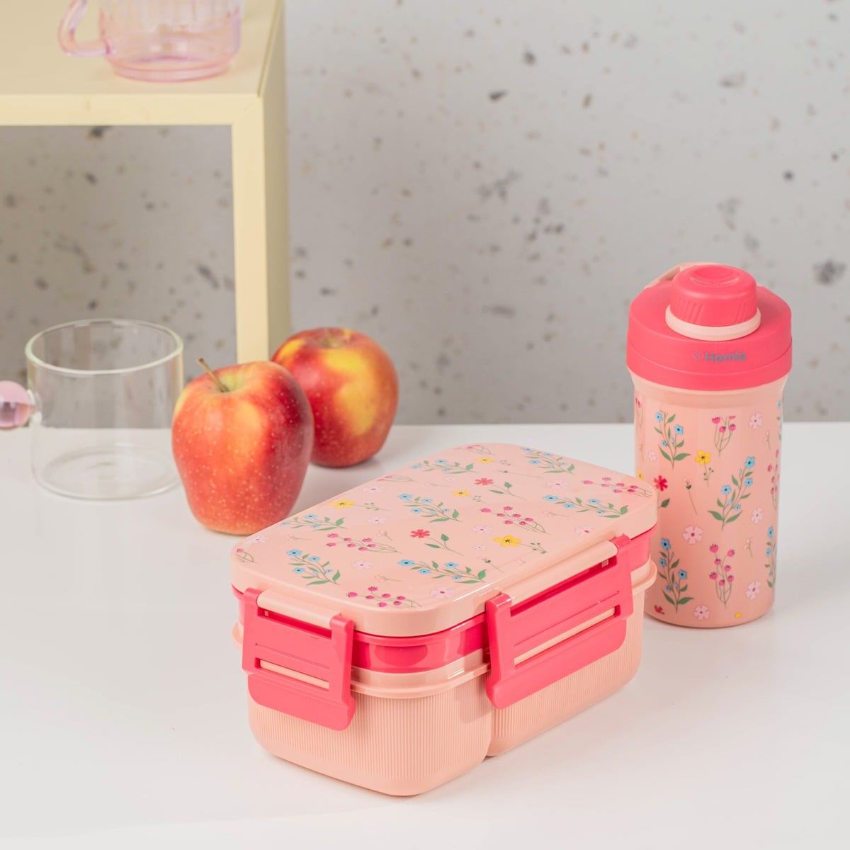LUSY Pink Lunchbox Set with Mug 1.8L + 0.5L