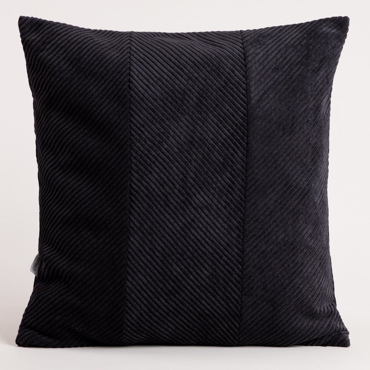 Poszewka FALLERE Black Corduroy Cushion Cover 46x46 cm