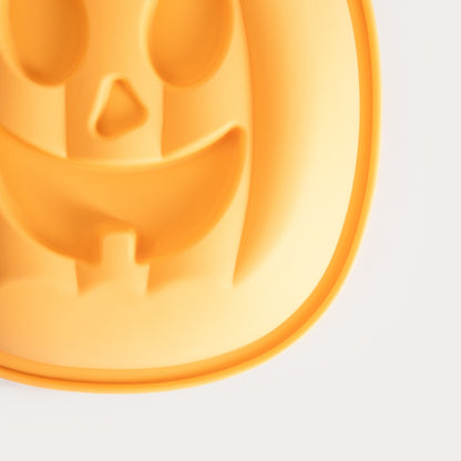 Ghost Town Silicone Mould in Spooky Pumpkin Shape