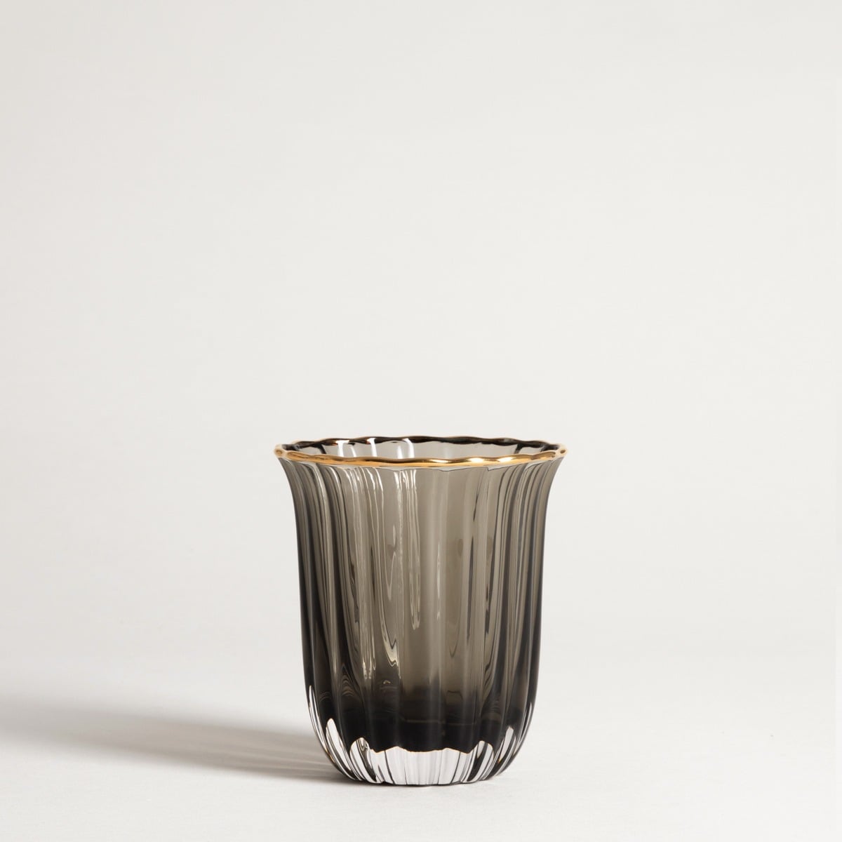 SCURO Fluted Glass Mug with Gold Rim 0.22L