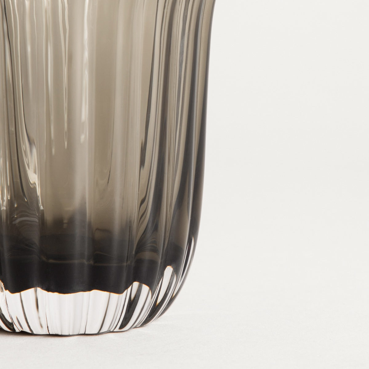 SCURO Fluted Glass Mug with Gold Rim 0.22L