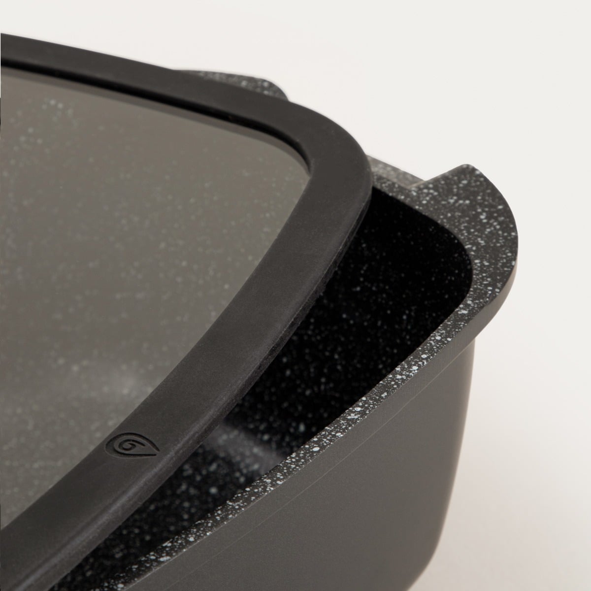 DARREN 4L Pot with Lid - 39x22x13cm Black Aluminium