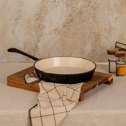ANDREAS Black Cast Iron Frying Pan 26cm