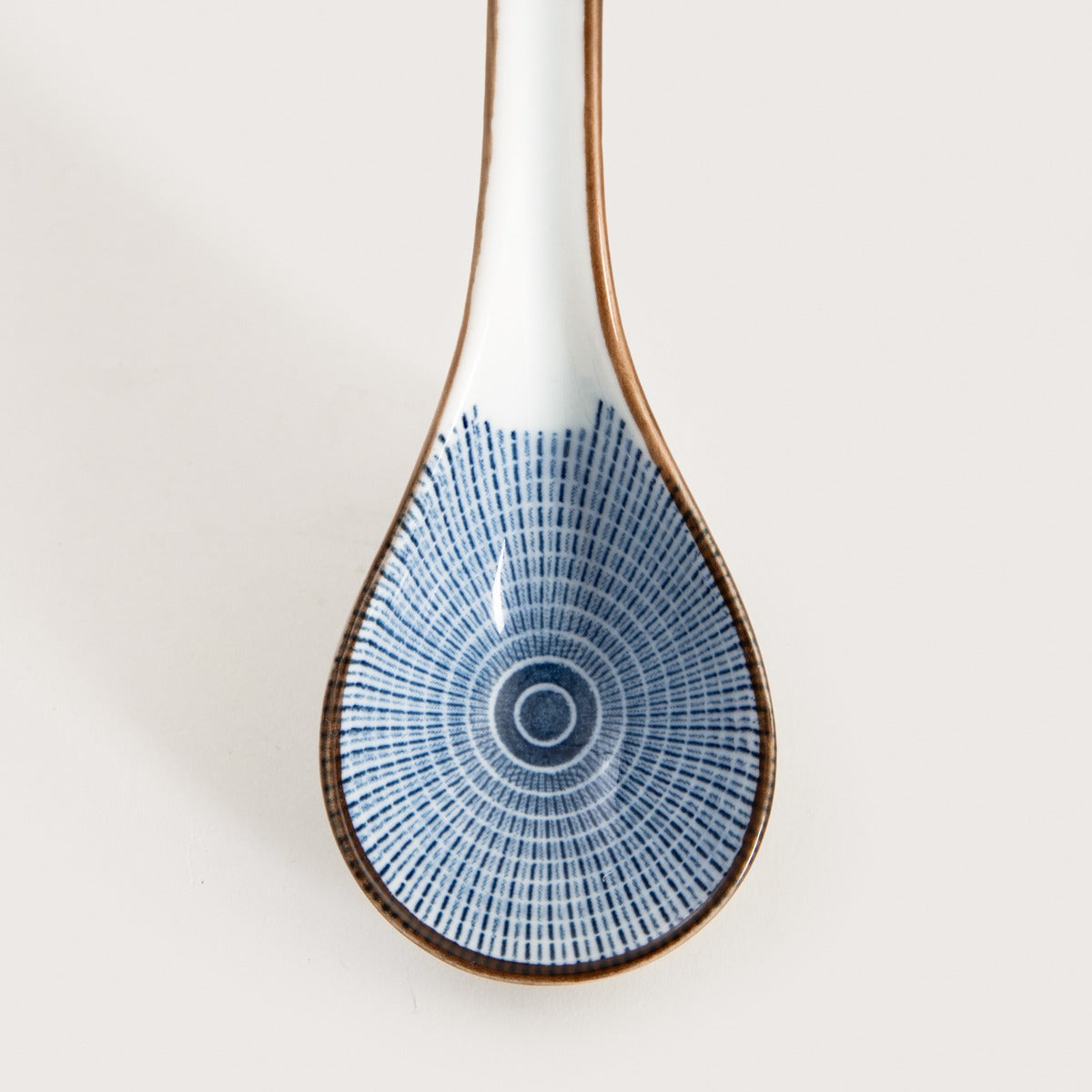 SALADO Ramen Spoon with Brown Rim, 16.5 cm