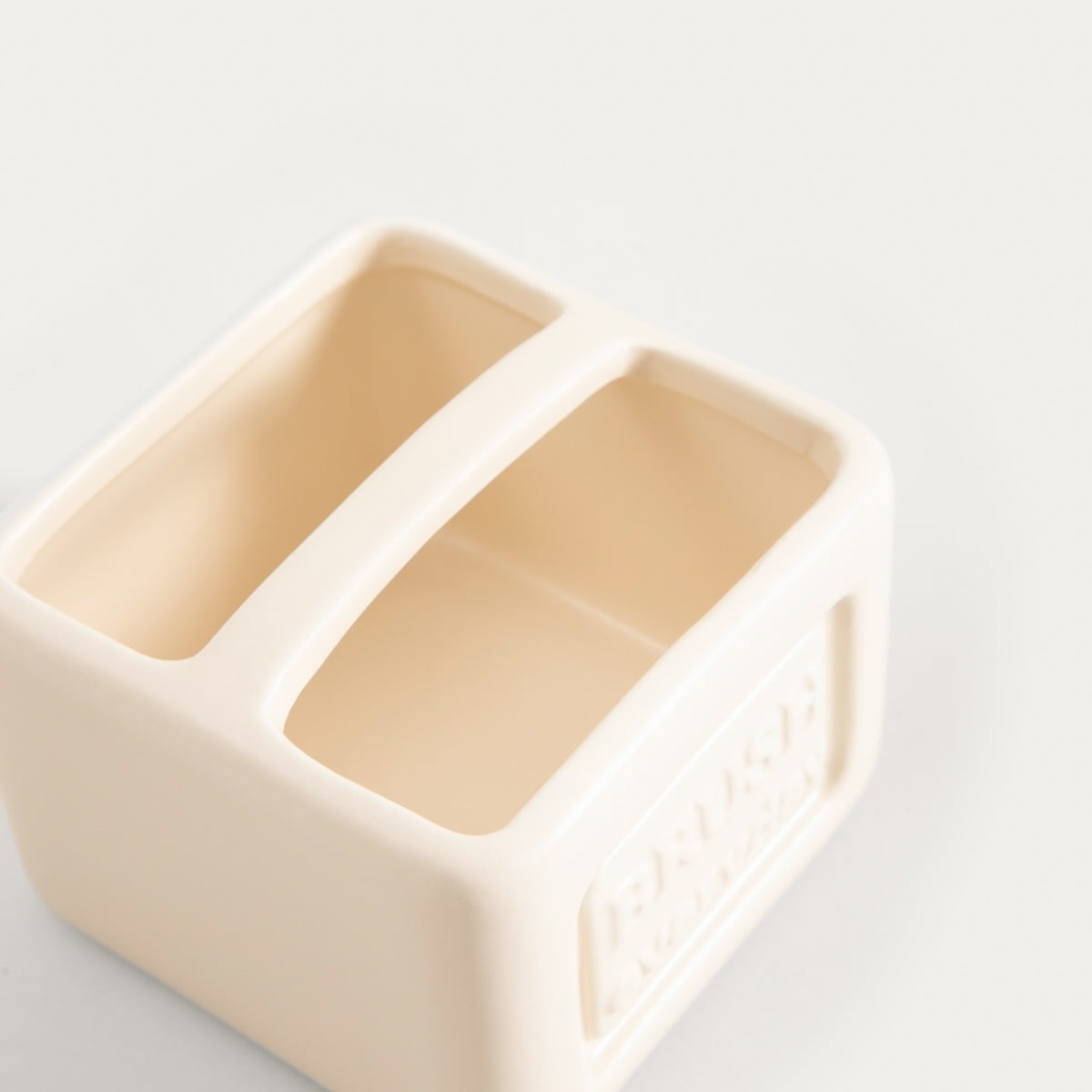 SYLAN Cream Sponge Container 12x10x12cm