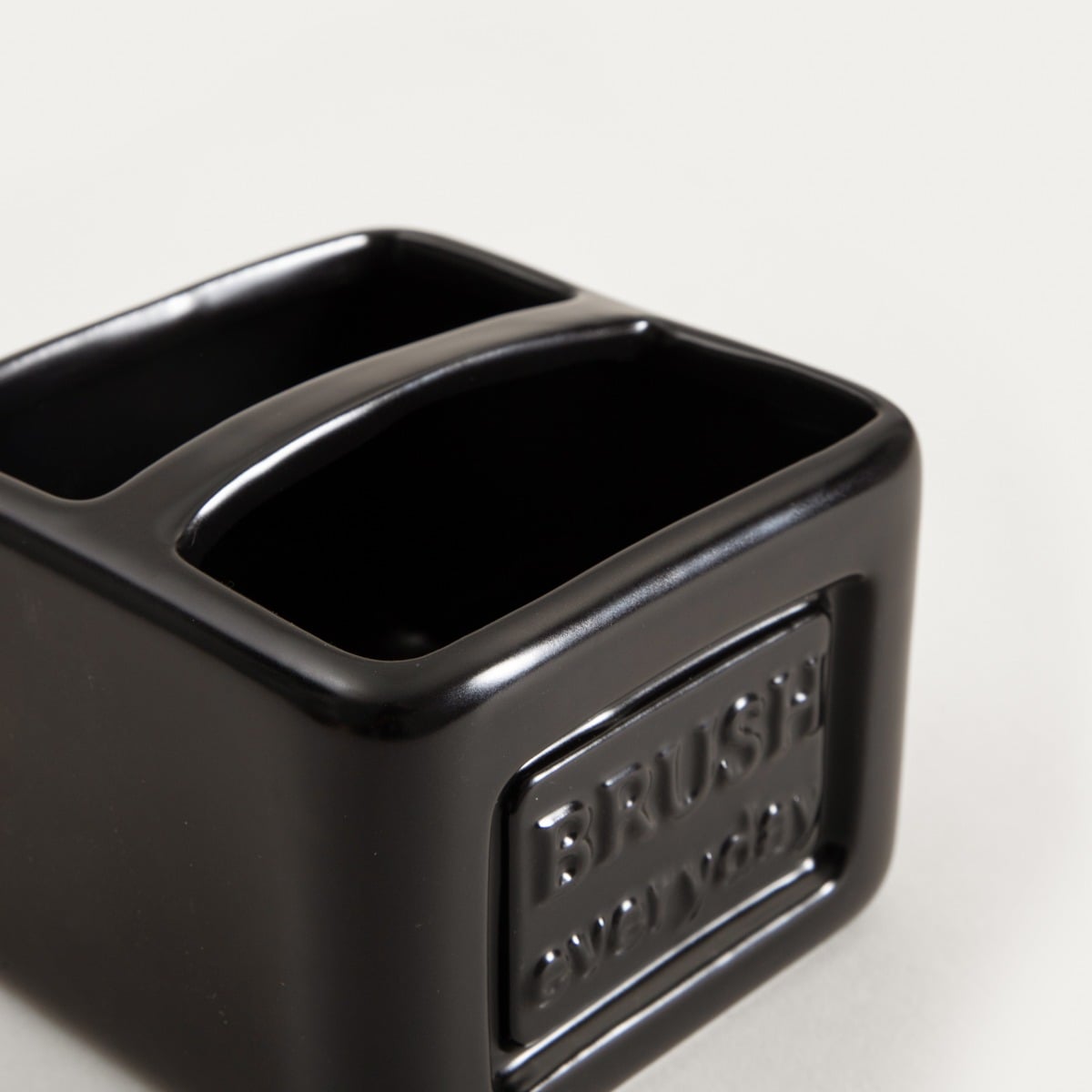 SYLAN Black Sponge Container 12x10x12cm
