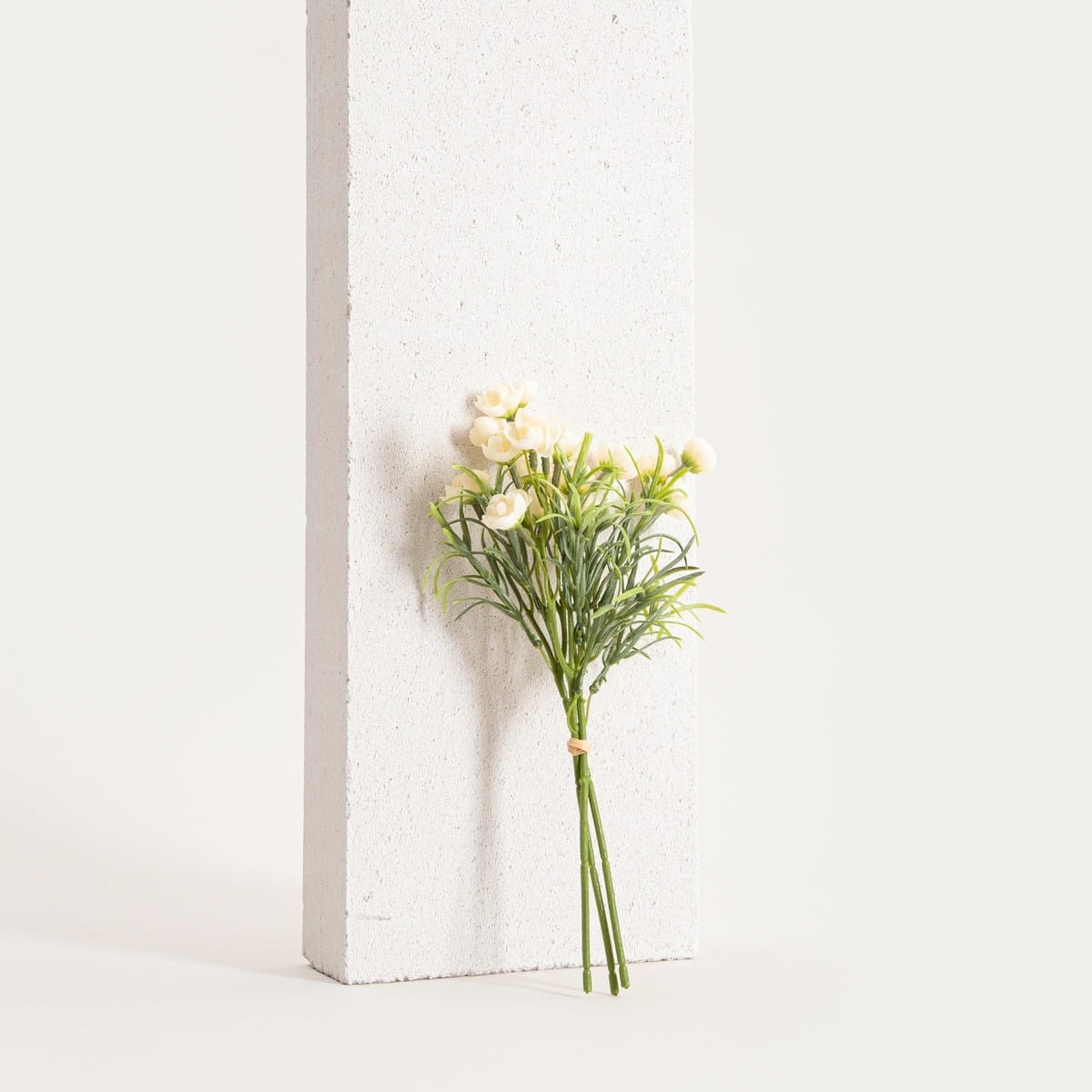 White Camellia Flower Bouquet | CAMELIA | 30 cm