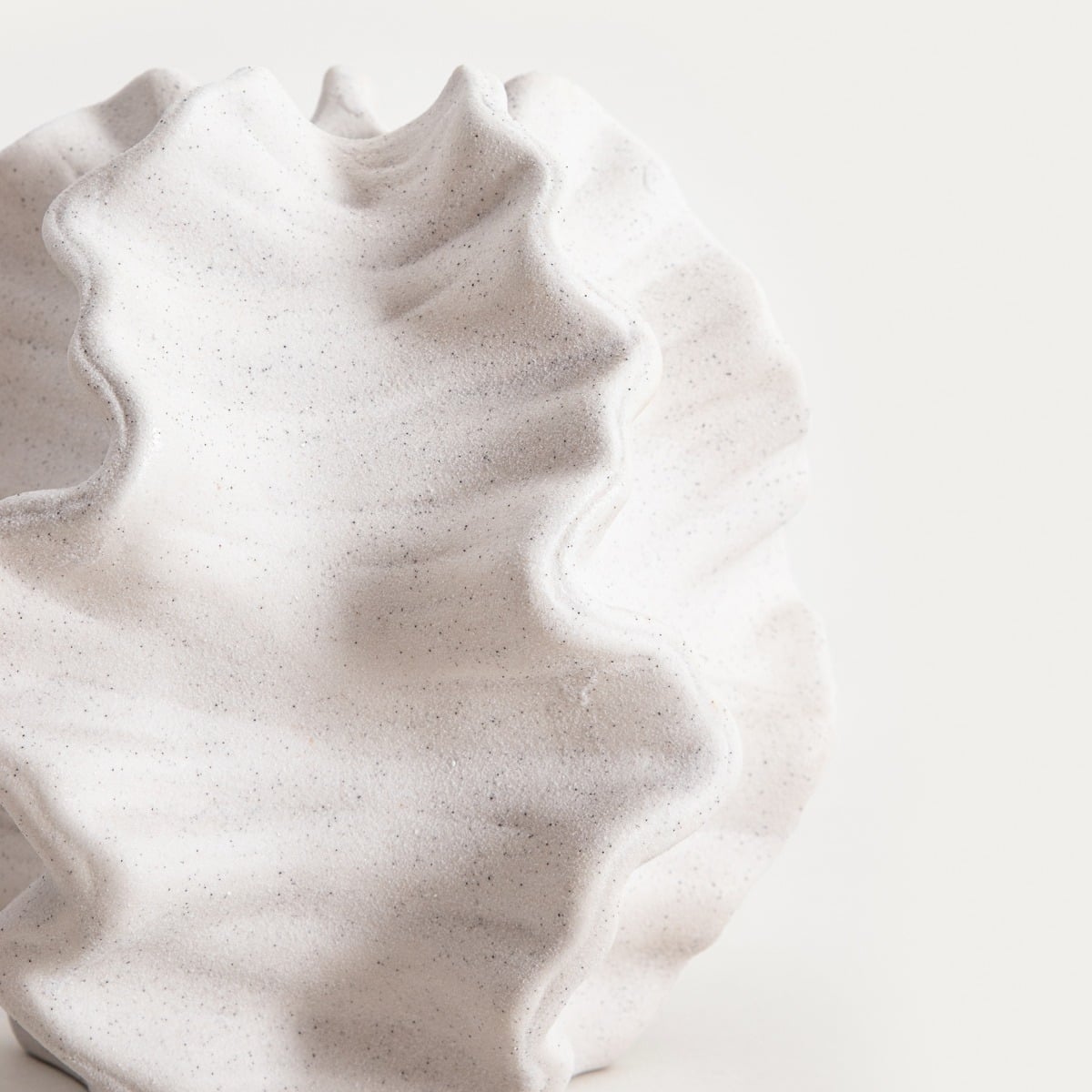 Wazon MARE Sculptural Ceramic Vase 21x21x21cm