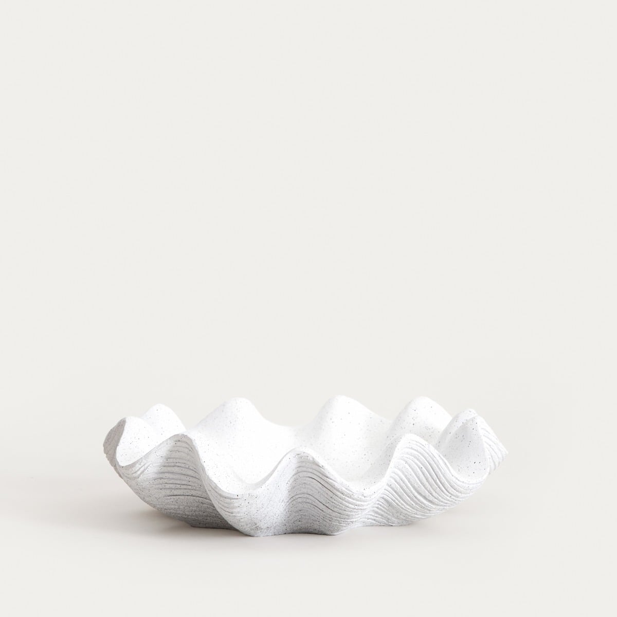 Misa dekoracyjna LUNEA Decorative Bowl with Wavy Ecru Design 26x26x6.5 cm